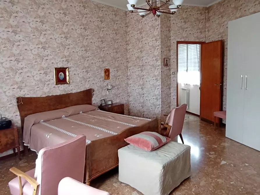 Immagine 10 di Pentalocale in vendita  a Ragusa