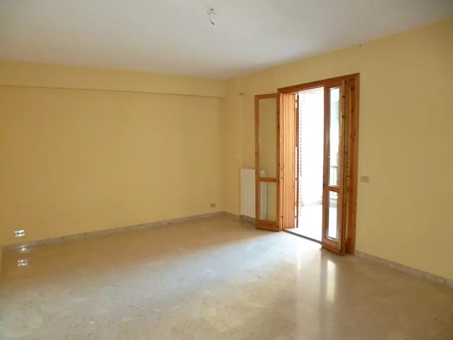 Immagine 3 di Pentalocale in vendita  a Ragusa