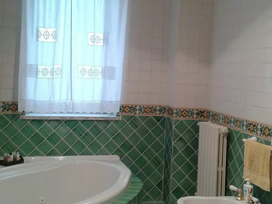 Immagine 14 di Casa indipendente in vendita  a Ragusa