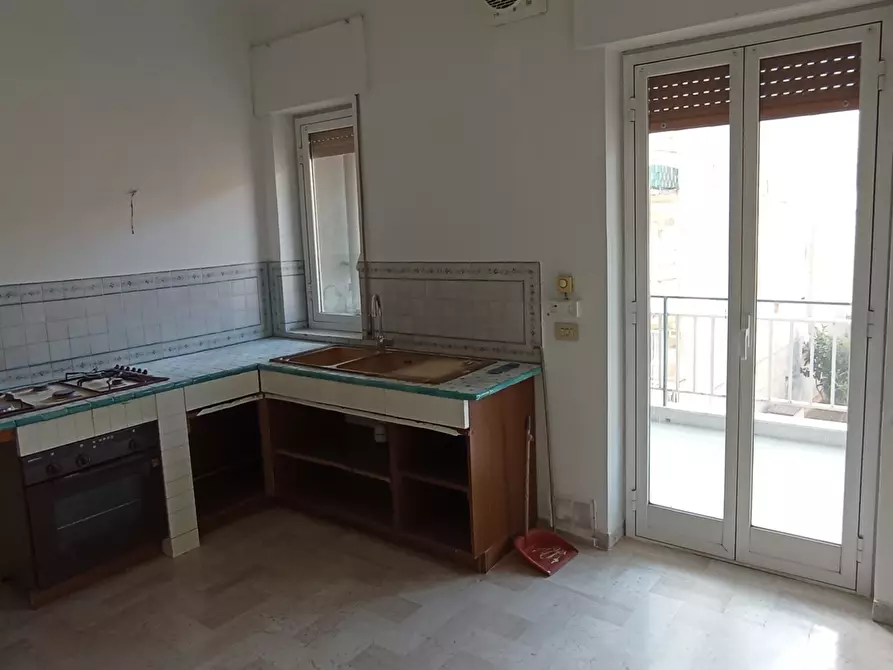 Immagine 4 di Quadrilocale in affitto  a Ragusa