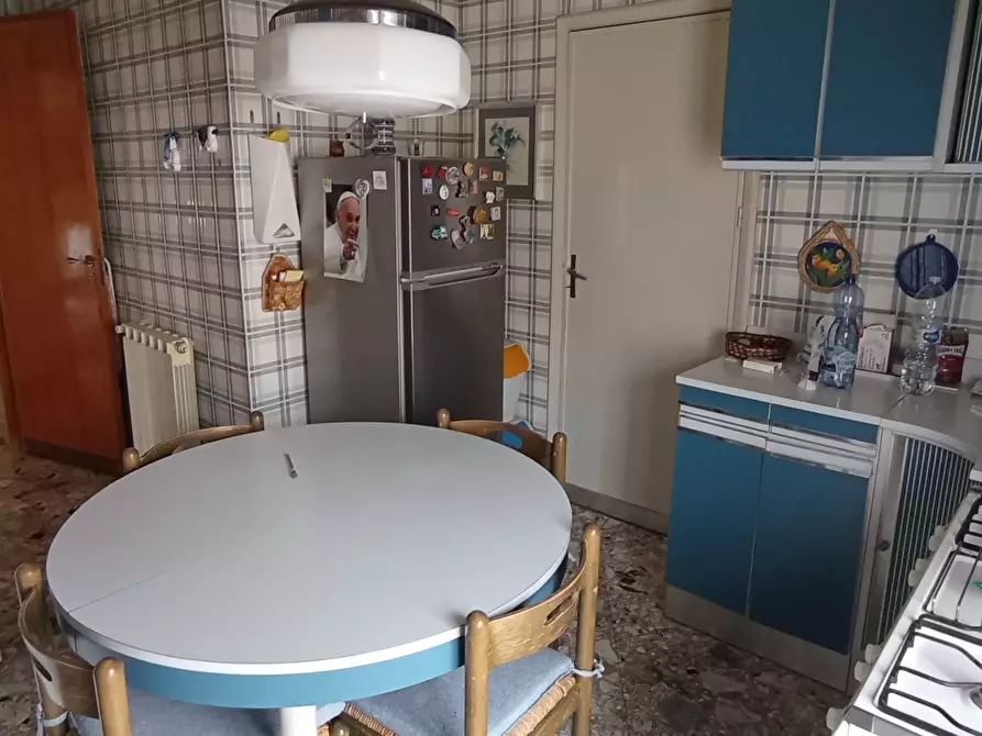 Immagine 14 di Pentalocale in vendita  a Ragusa