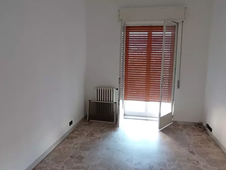 Immagine 5 di Pentalocale in affitto  a Ragusa