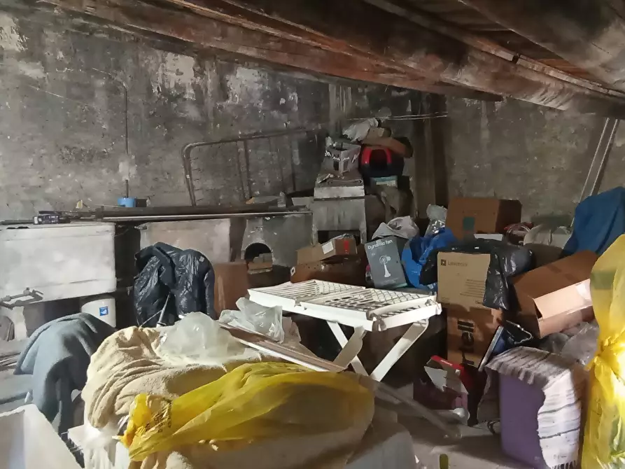 Immagine 19 di Pentalocale in vendita  a Ragusa