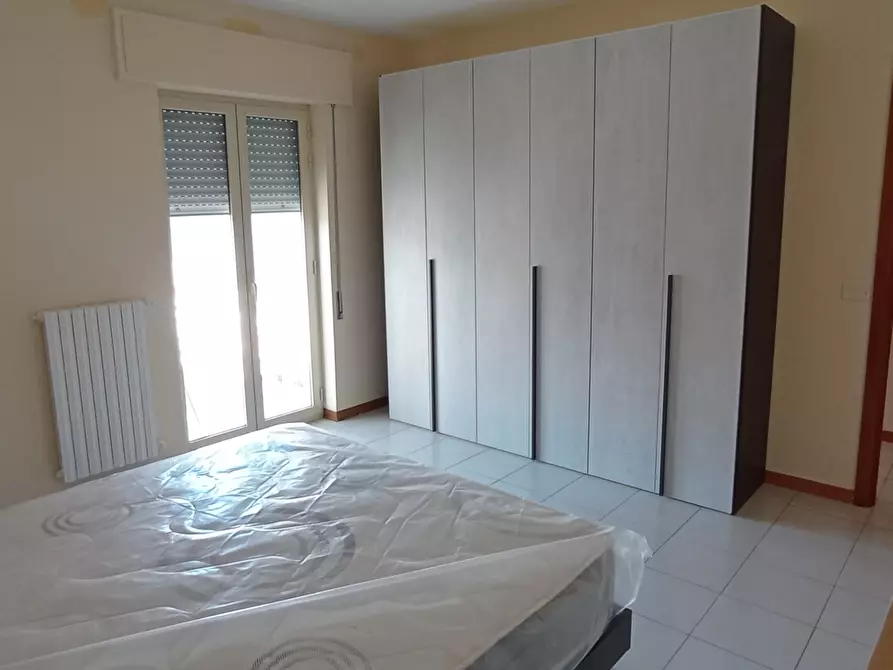 Immagine 11 di Pentalocale in affitto  a Ragusa