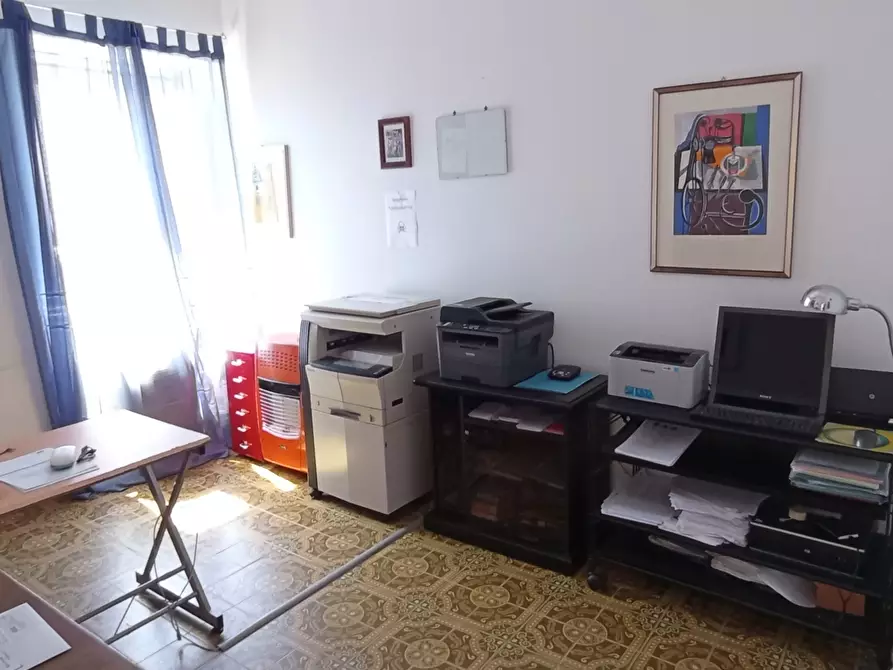 Immagine 6 di Pentalocale in vendita  a Ragusa