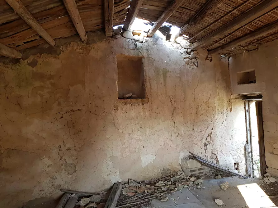 Immagine 11 di Rustico / casale in vendita  a Ragusa