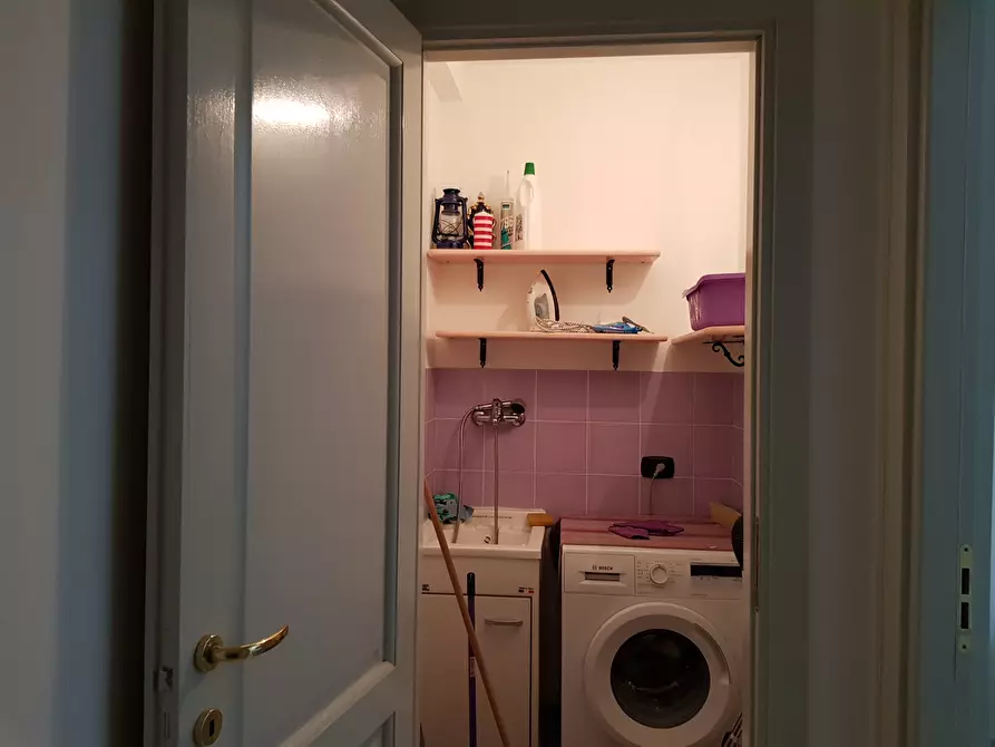 Immagine 14 di Quadrilocale in vendita  a Ragusa