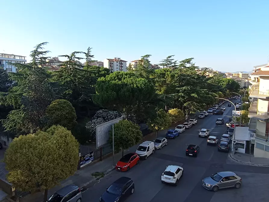 Immagine 3 di Pentalocale in affitto  a Ragusa