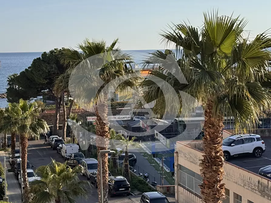 Immagine 11 di Trilocale in vendita  in Via Barabino 1 a San Remo