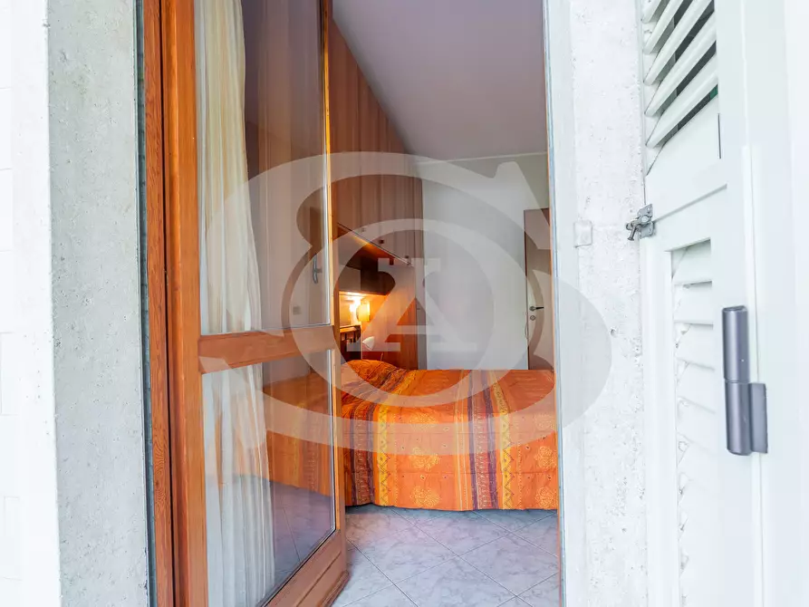 Immagine 12 di Bilocale in vendita  in Via Hope 10 a San Remo