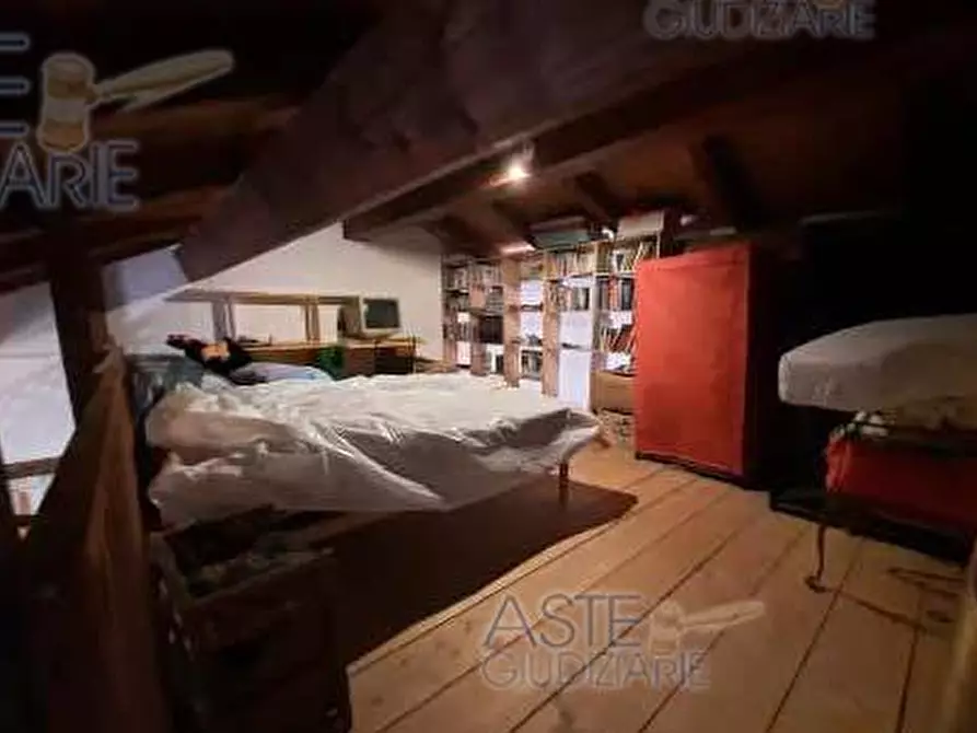 Immagine 2 di Casa trifamiliare in vendita  a Poggio Torriana