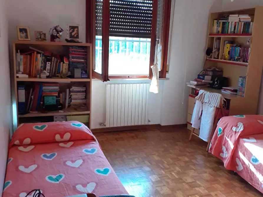 Immagine 25 di Porzione di casa in vendita  in Via dei frutteti 24 a Pesaro