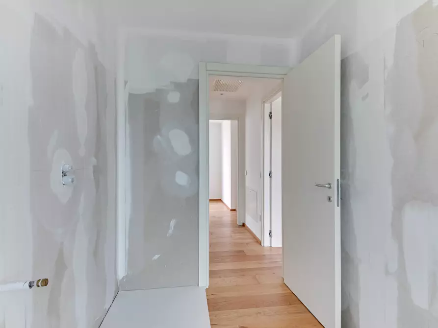 Immagine 38 di Quadrilocale in vendita  in Via L. C. Farini 291 a Cesena