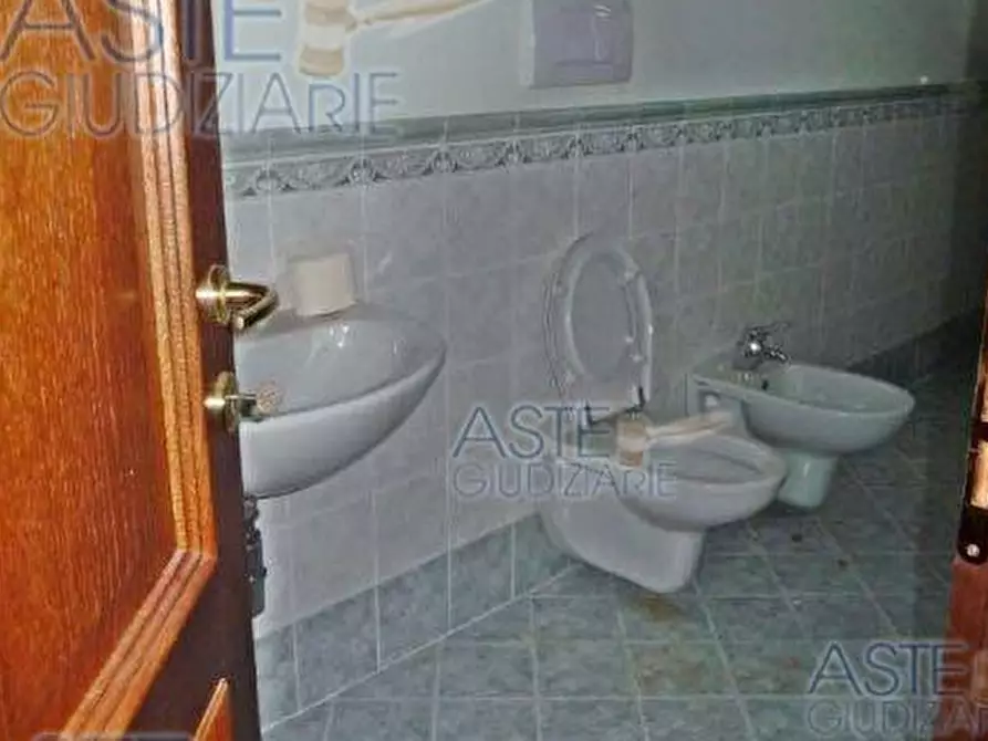 Immagine 4 di Rustico / casale in vendita  a Ravenna