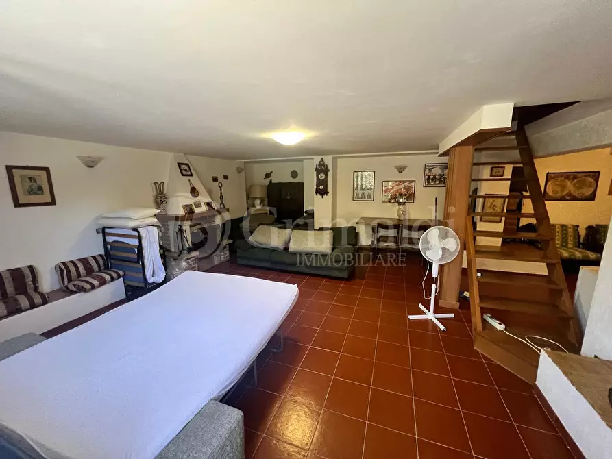 Immagine 11 di Porzione di casa in vendita  in Via delle Ninfe 16 a Anzio