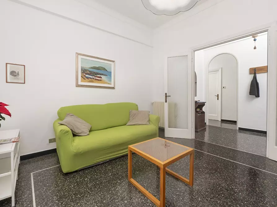 Immagine 5 di Appartamento in vendita  in Via Piacenza 2 a Sestri Levante