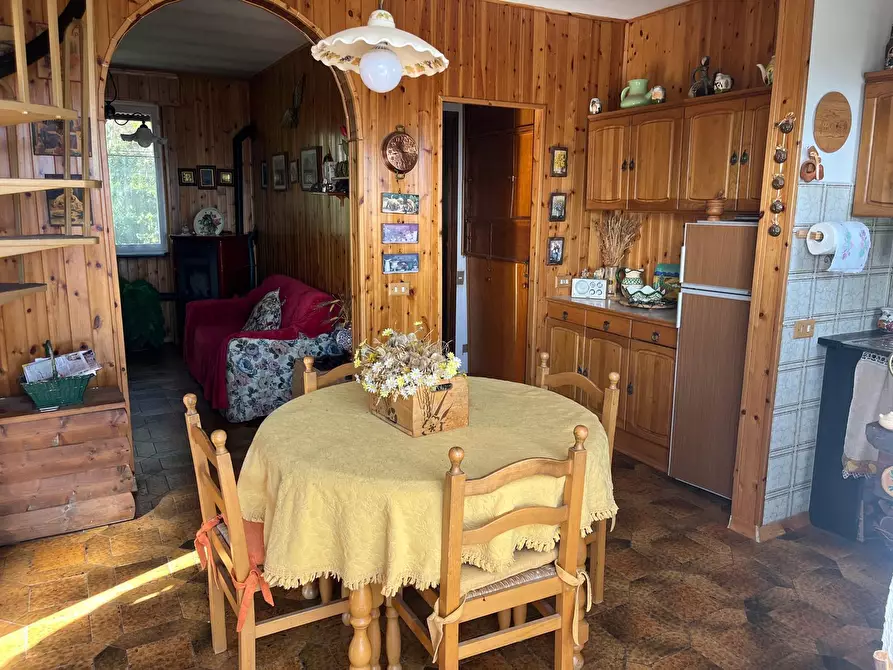 Immagine 8 di Bilocale in vendita  in Villaggio la Crocetta Tavarone 6 a Maissana