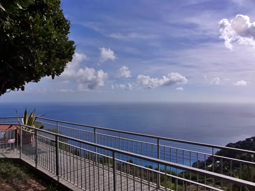 Immagine 10 di Appartamento in vendita  in Localita' Foce Del Prato 2 a Framura