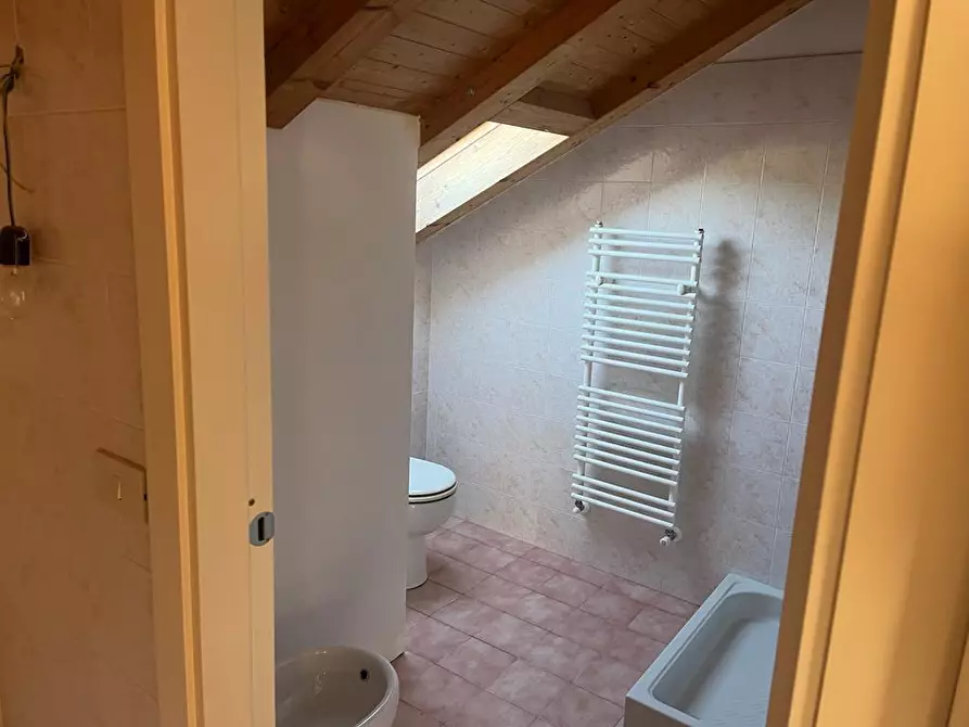 Immagine 13 di Appartamento in vendita  in Via al Mattatoio 8 a Sestri Levante