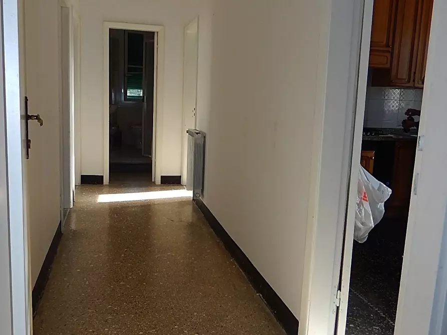 Immagine 14 di Trilocale in vendita  in Via Carotole 26 a Castiglione Chiavarese