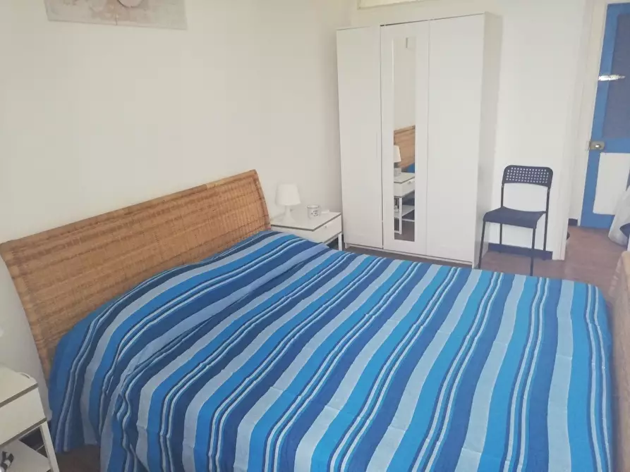 Immagine 13 di Bilocale in vendita  in Via Giuseppe Garibaldi 32 a Sestri Levante