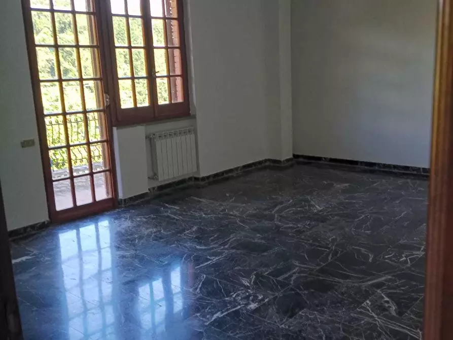 Immagine 7 di Villa in vendita  a Borghetto Di Vara