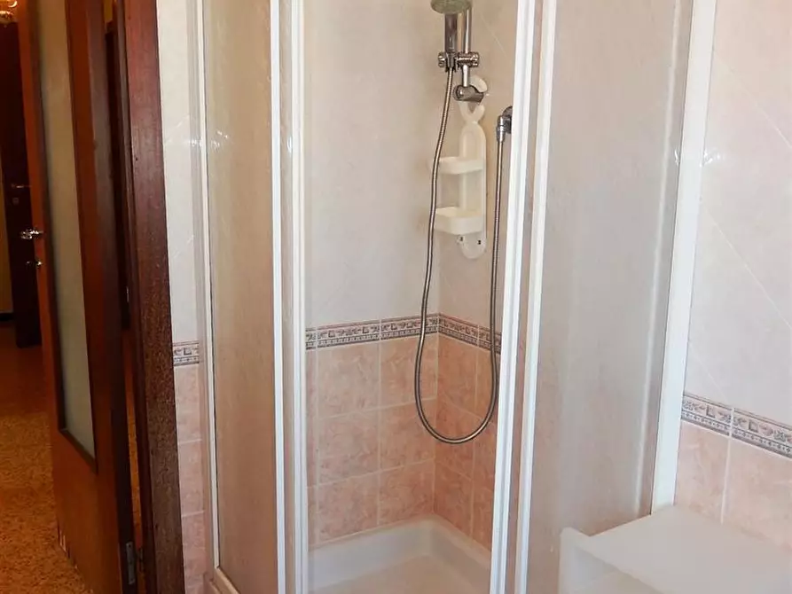 Immagine 10 di Quadrilocale in affitto  in Via della Chiusa 101 a Sestri Levante