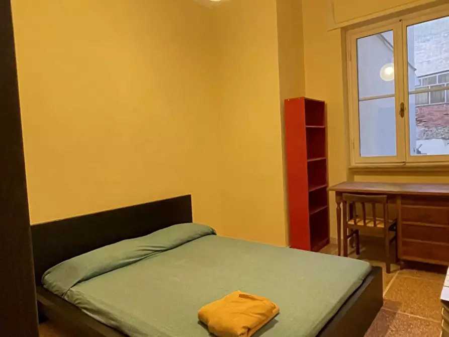 Immagine 18 di Pentalocale in vendita  a Livorno