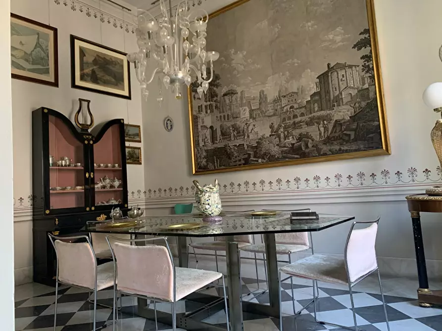 Immagine 18 di Pentalocale in vendita  a Livorno