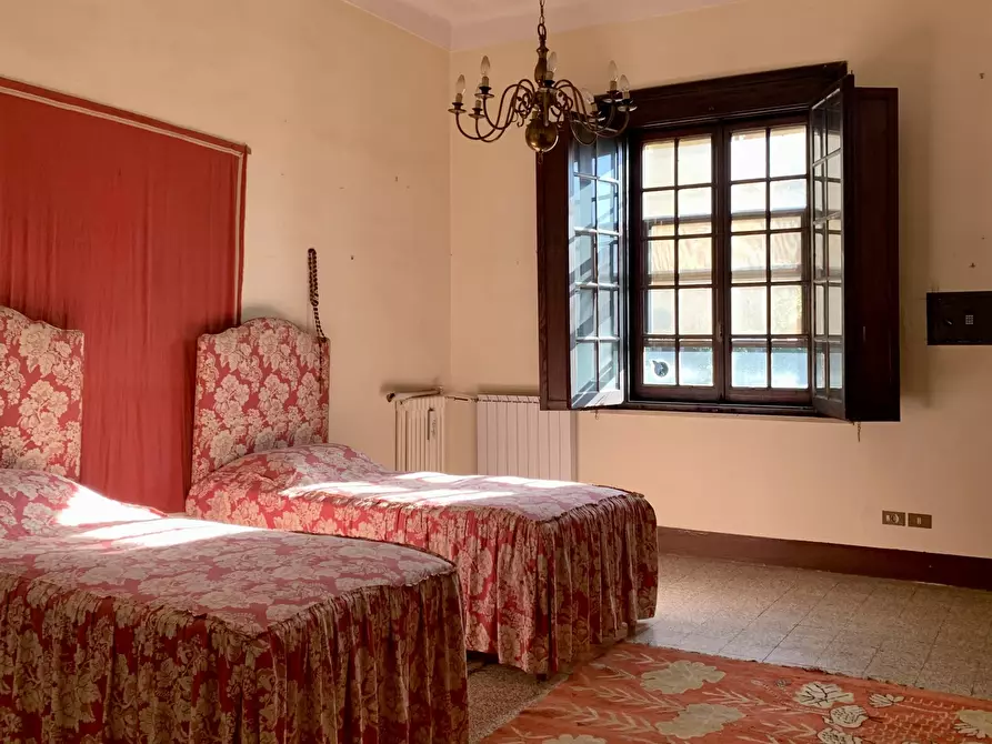 Immagine 8 di Villa in vendita  in Stagno a Collesalvetti