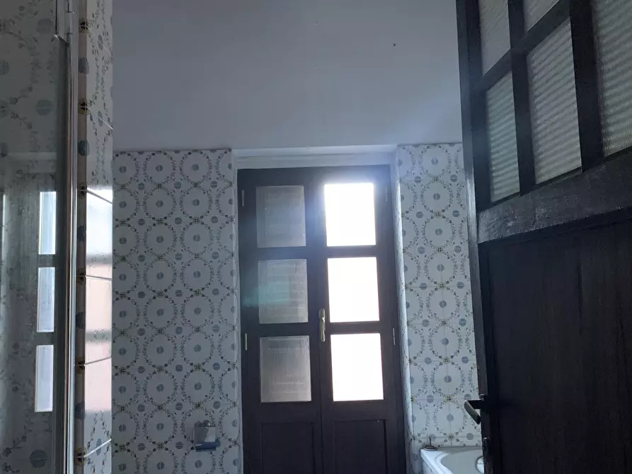 Immagine 5 di Villa in vendita  in Stagno a Collesalvetti