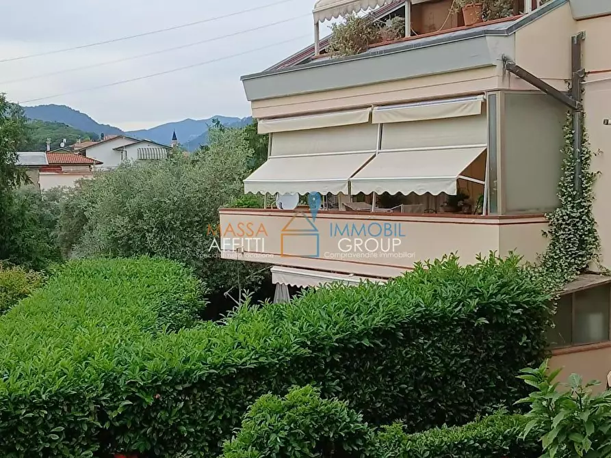 Immagine 3 di Quadrilocale in vendita  in Via San Remigio di Sopra 6 a Massa