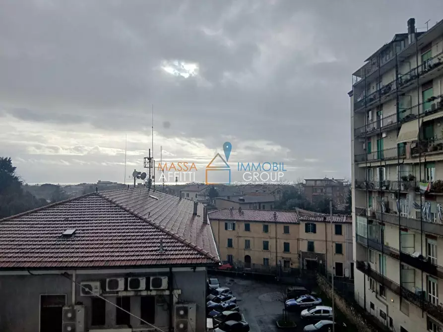 Immagine 11 di Trilocale in vendita  in Via del Patriota 17 a Massa