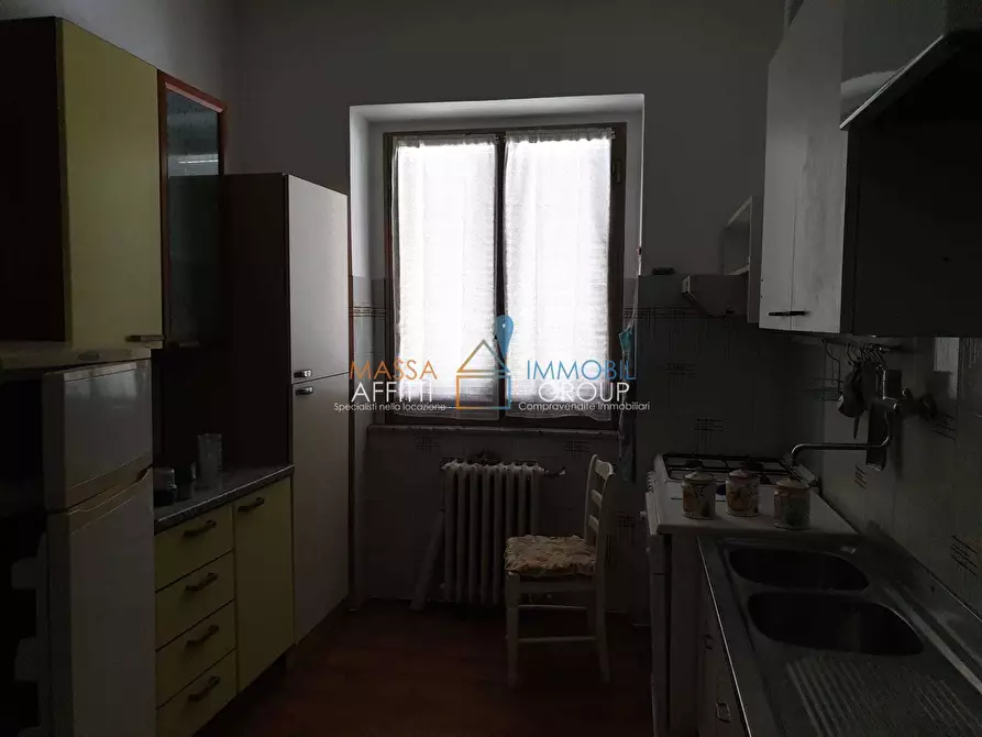 Immagine 17 di Appartamento in vendita  in Viale Roma 55 a Massa
