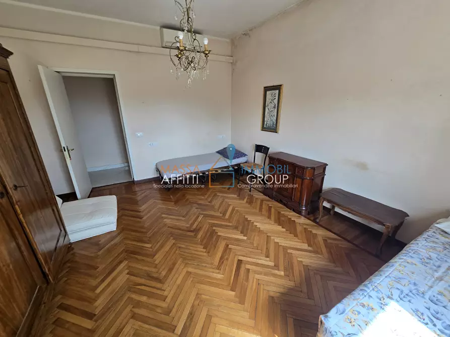 Immagine 17 di Pentalocale in affitto  in Via Giuseppe Garibaldi 10 a Carrara