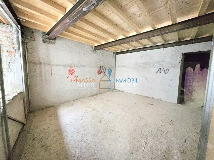 Immagine 9 di Quadrilocale in vendita  in Via Palestro 64 a Massa