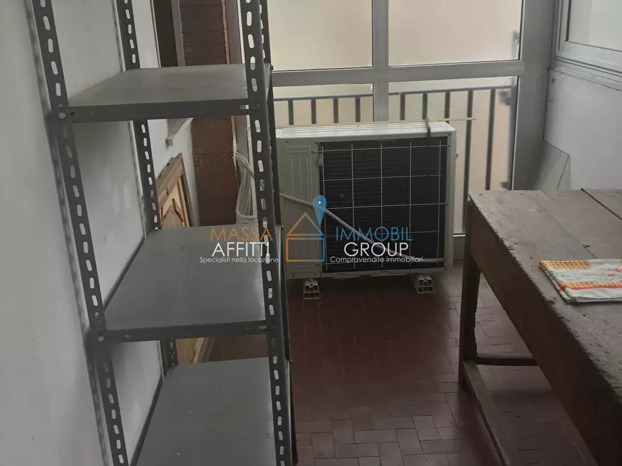 Immagine 17 di Pentalocale in vendita  in Via Eugenio chiesa 17 a Massa