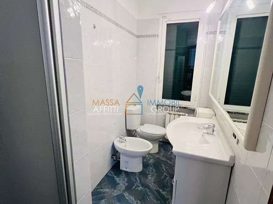 Immagine 9 di Villetta a schiera in vendita  in Via Due Madonne 32 a Massa