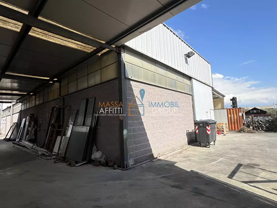Immagine 24 di Capannone industriale in affitto  in Via Provinciale Avenza-Massa 194 a Carrara