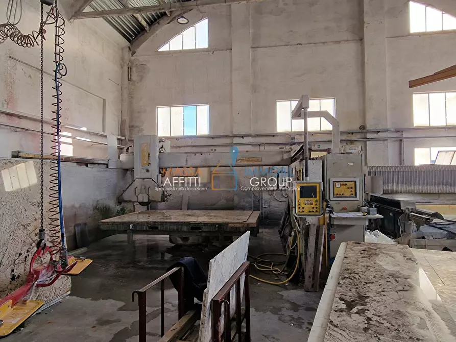 Immagine 6 di Attività artigianale in vendita  in Via San Colombano 31F a Massa
