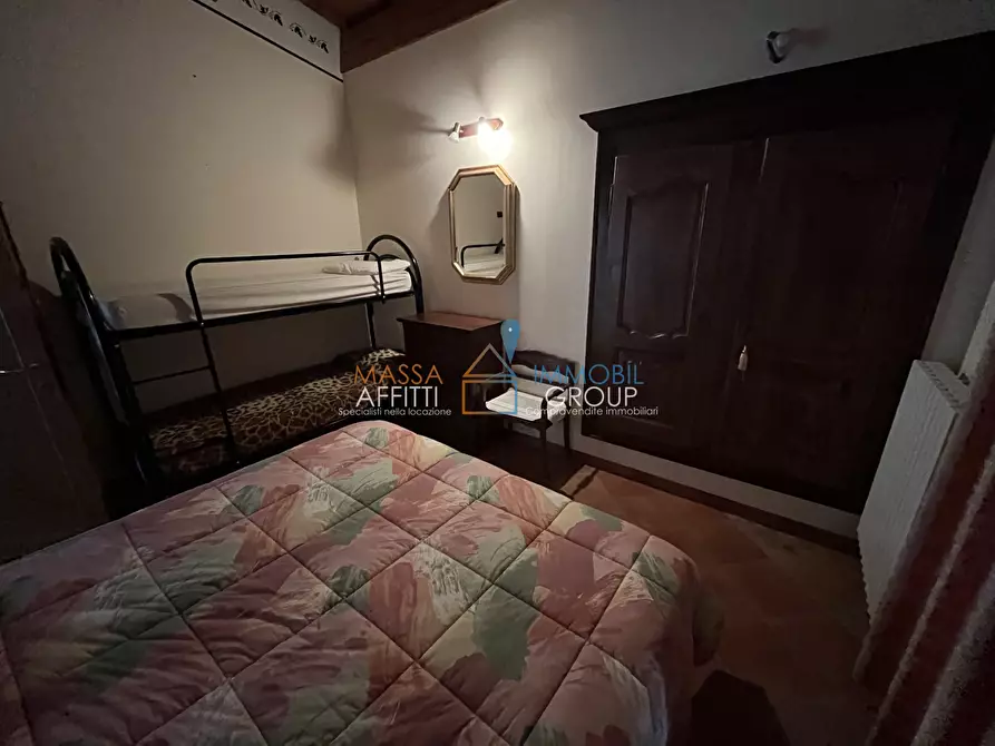 Immagine 26 di Villa in vendita  in Via San Lorenzo 70 a Massa