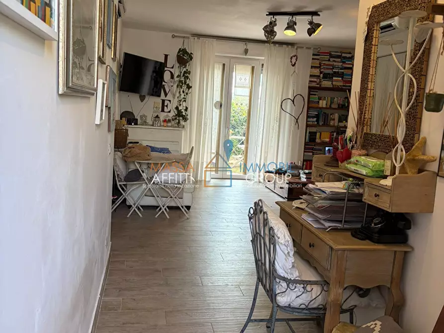 Immagine 5 di Quadrilocale in vendita  in Via Pandolfino 39 a Massa