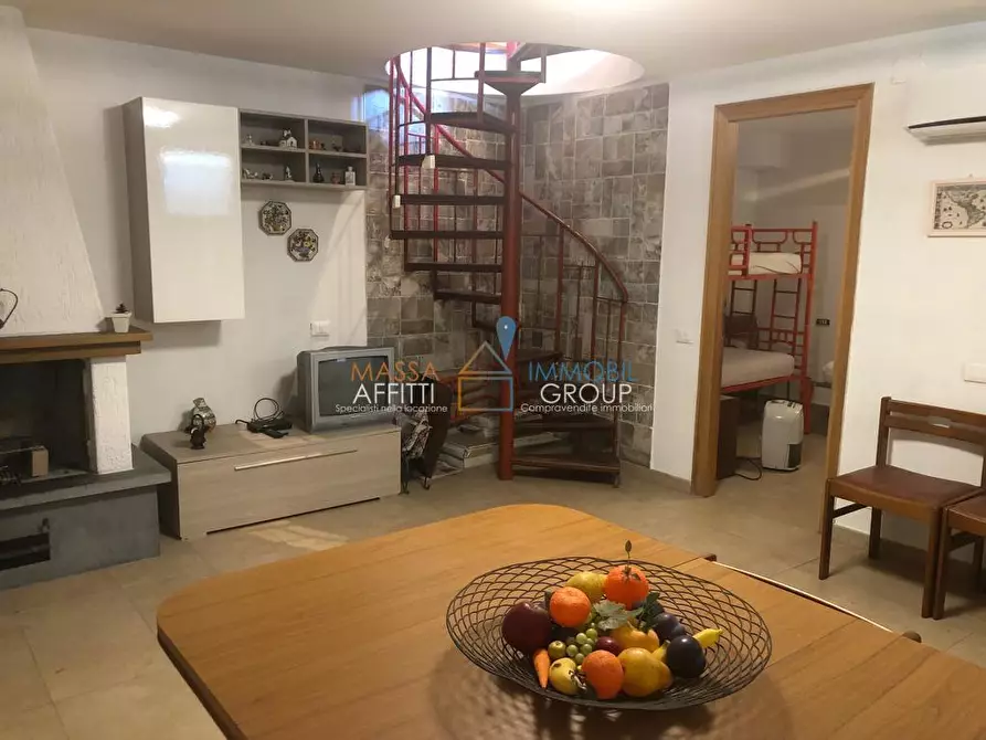 Immagine 14 di Pentalocale in vendita  in Via Enrico Mattei 57 a Massa