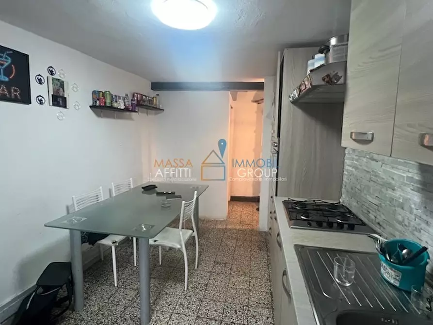 Immagine 6 di Porzione di casa in vendita  in Via Capaccola 3 a Massa