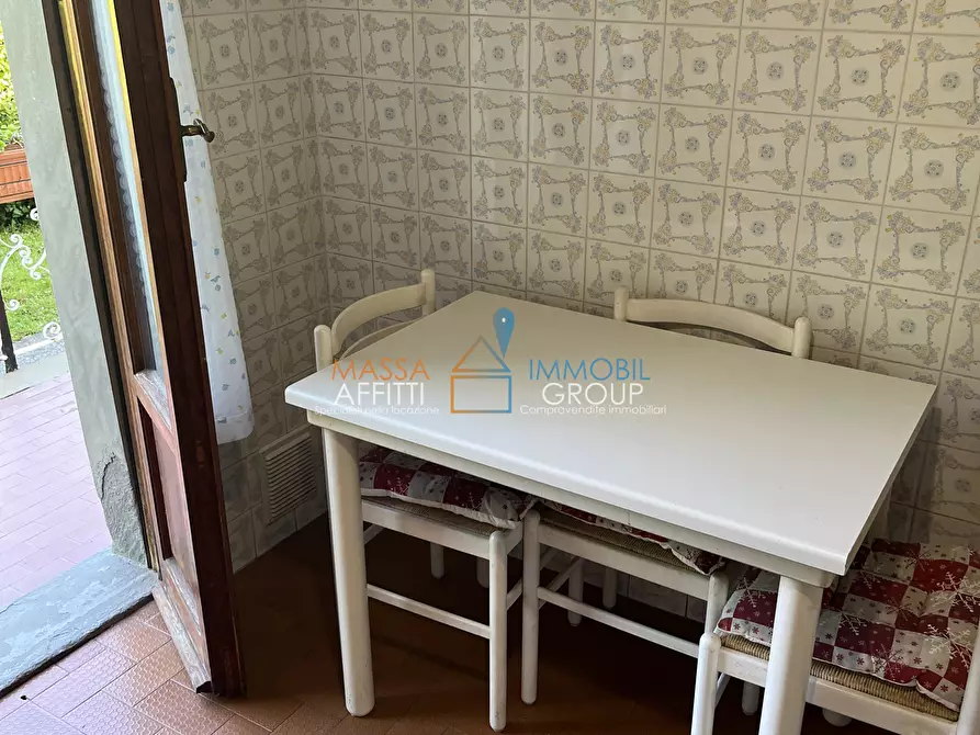 Immagine 10 di Quadrilocale in vendita  in Via Arezzo 94 a Massa