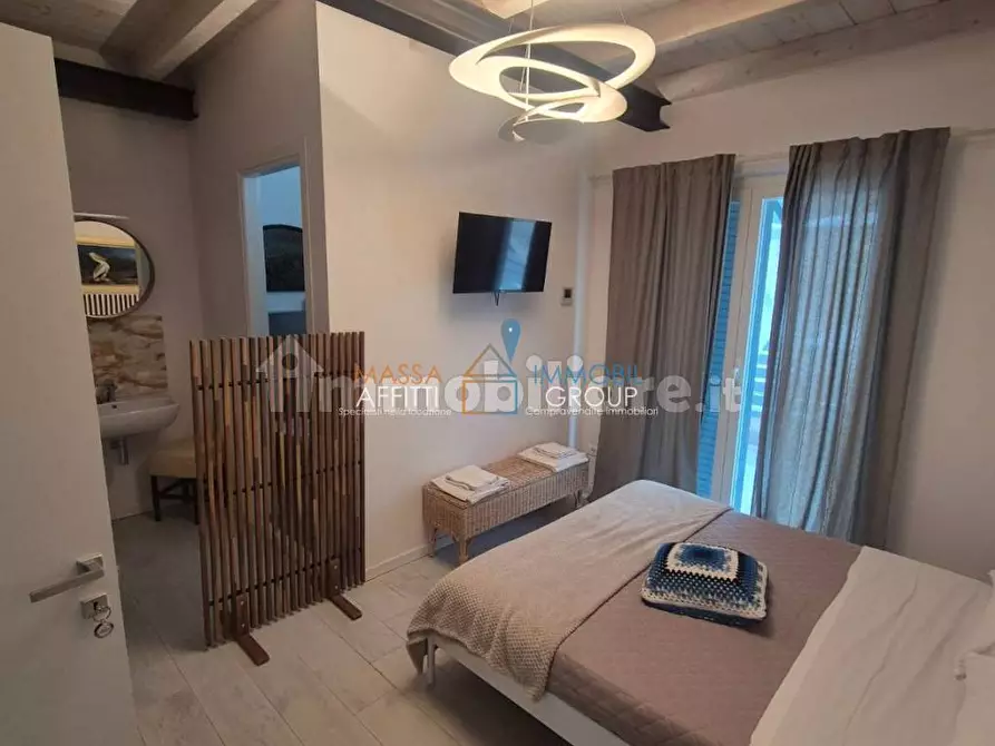 Immagine 10 di Porzione di casa in vendita  in Via Gorizia 21 a Massa