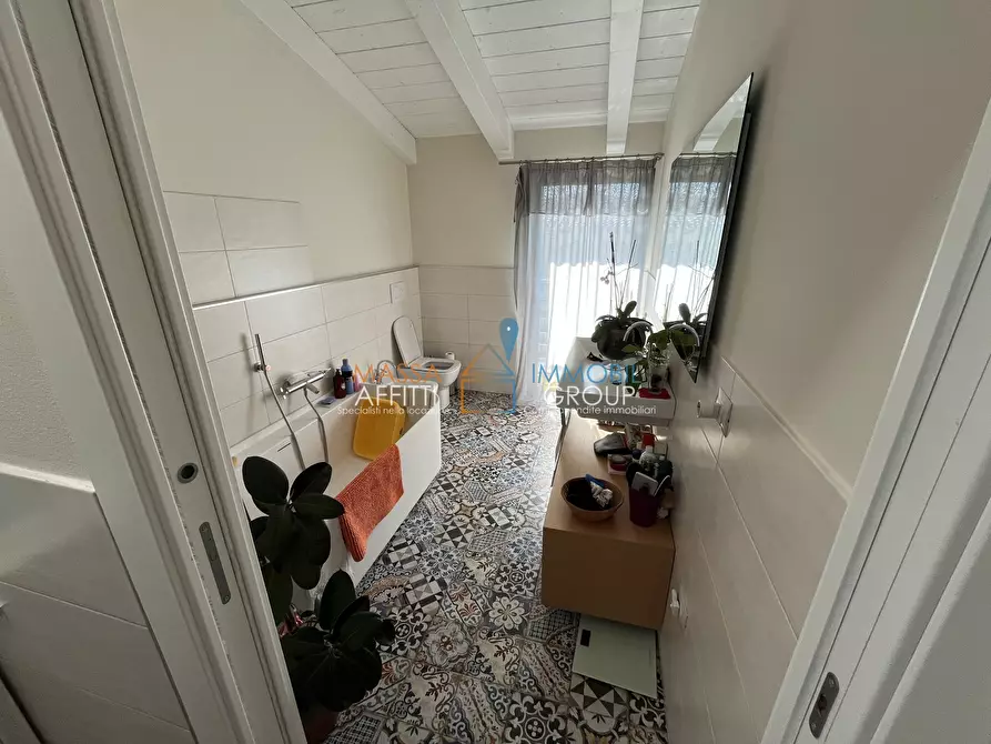 Immagine 19 di Villetta a schiera in vendita  in Via Felice Cavallotti 100 a Massa