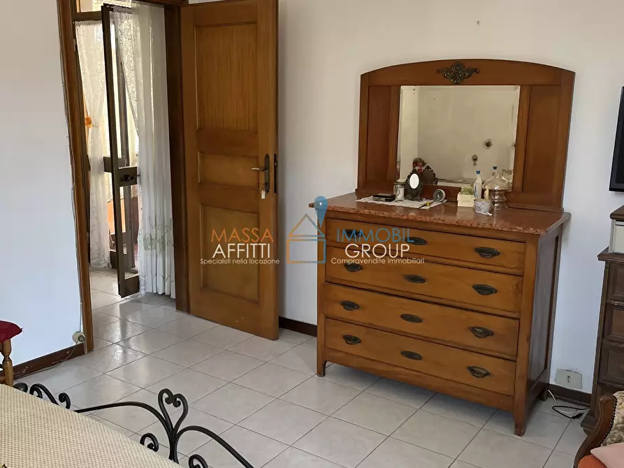 Immagine 10 di Casa indipendente in vendita  in Via Crocello 43 a Massa