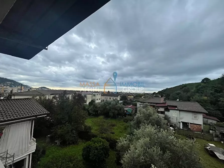 Immagine 53 di Porzione di casa in vendita  in Via San Vitale 58 a Massa