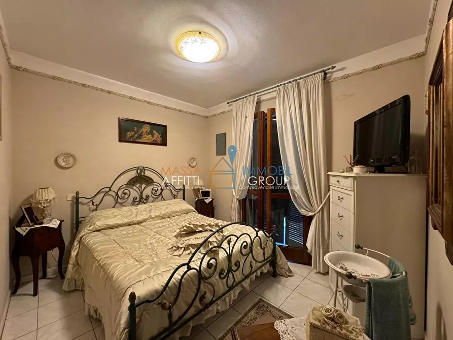 Immagine 8 di Villetta a schiera in vendita  in Via Don Giovanni Minzoni 216 a Seravezza